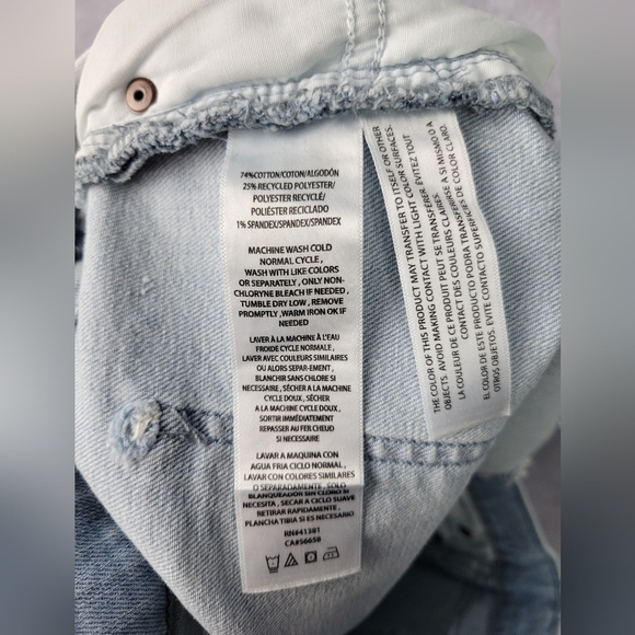 Calvin Klein Cut Off High‎ Waist Jean light wash  Shorts Women's Size 10 Cotton - Picture 13 of 13